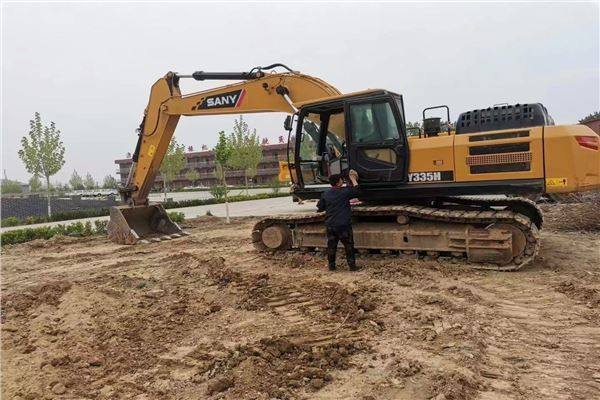 商城县挖掘机学校